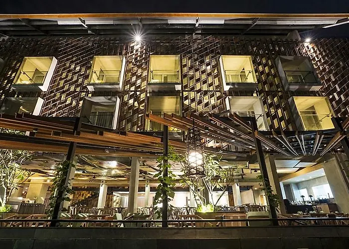 Artotel Bali 4*