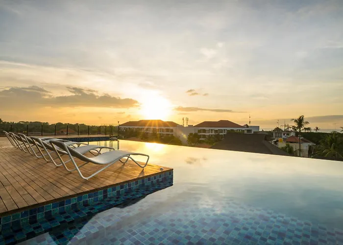 ホテル Artotel Bali サヌール