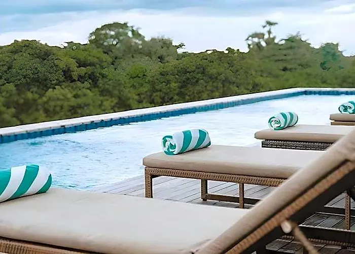 Artotel Bali 4*